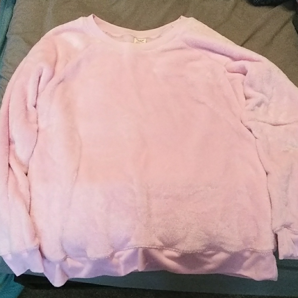 Fuzzy sweater by FG